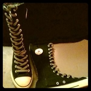 Youth Size 4 Converse Super High Top Chuck Taylors